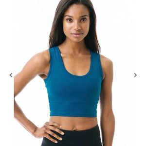 ZYIA - peacock stronger tank M